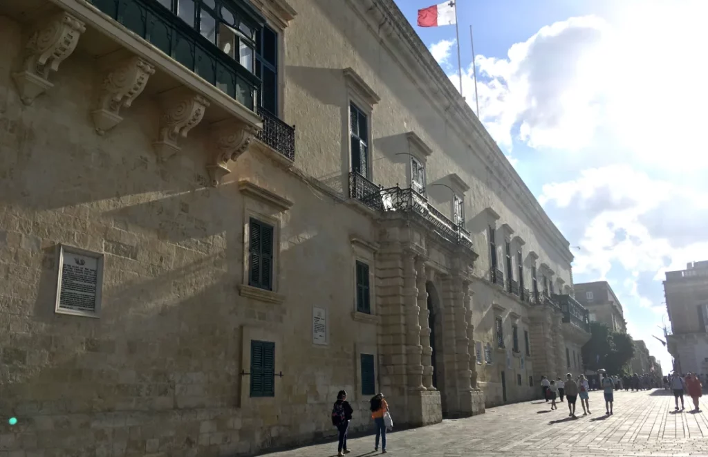 Grandmasters Palace 1