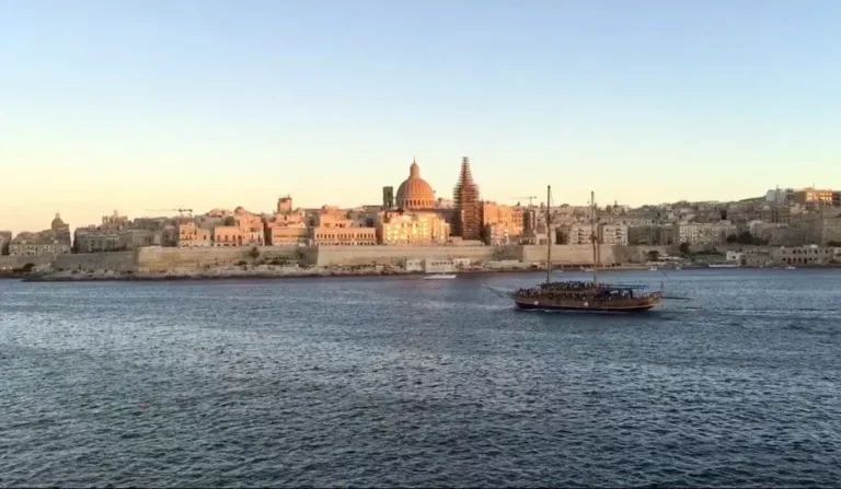 Valletta borító kép
