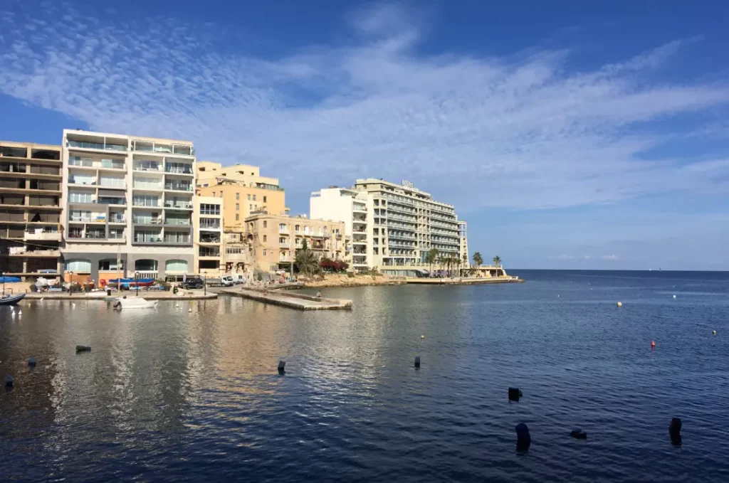 Spinola Bay 2