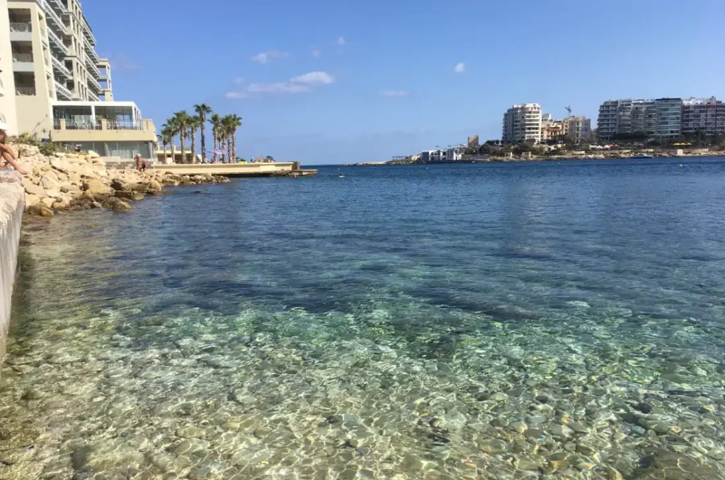 Spinola Bay Strand